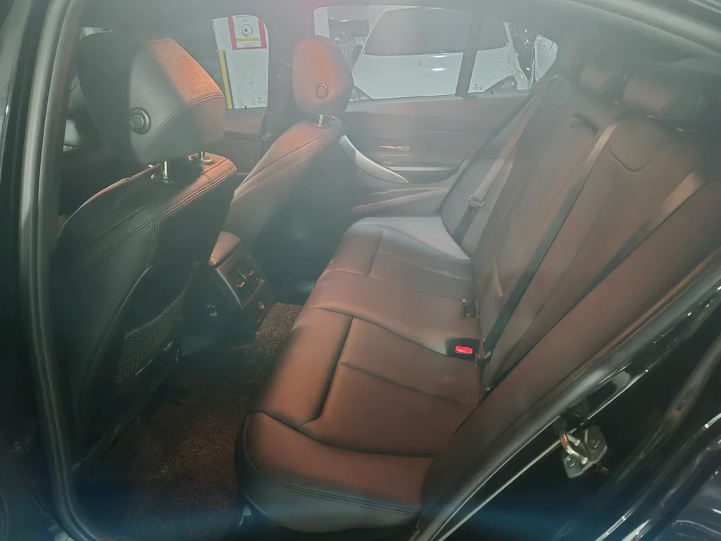 BMW 3 Series (F30) 320d M Performance Edition