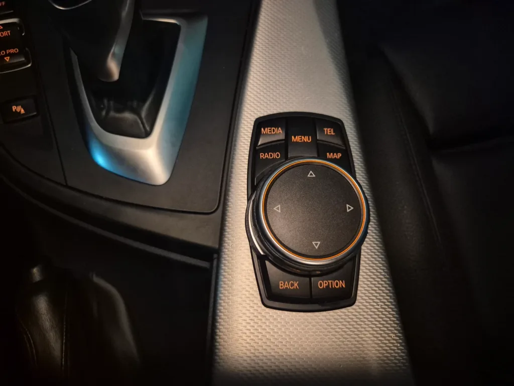 BMW 3 Series (F30) 320d M Performance Edition