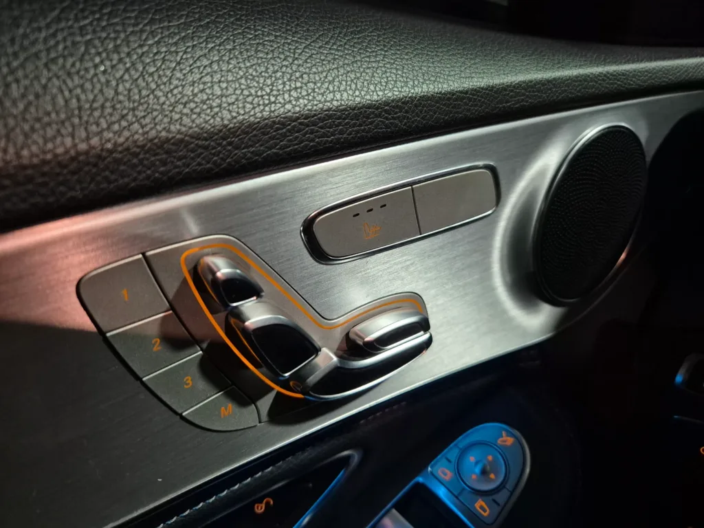 Mercedes-Benz C-Class (W205) C 220 BlueTEC Avantgarde