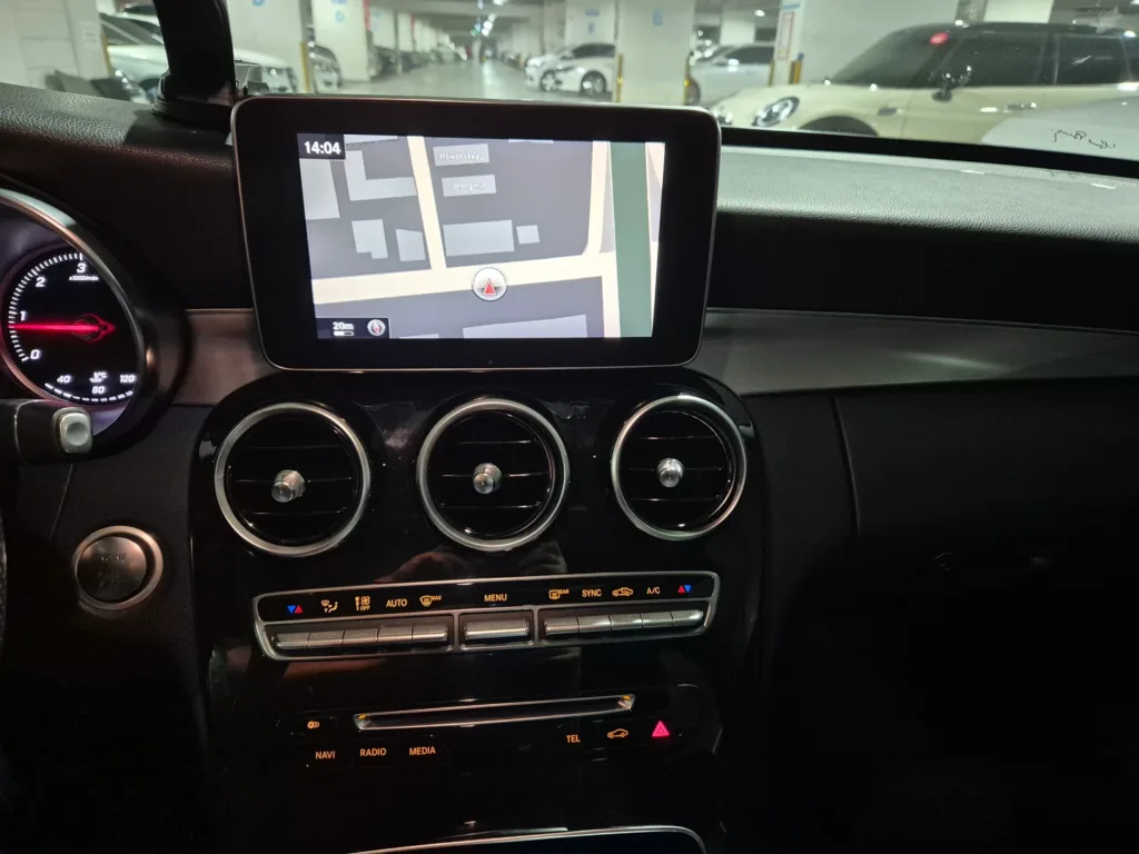 Mercedes-Benz C-Class (W205) C 220 BlueTEC Avantgarde