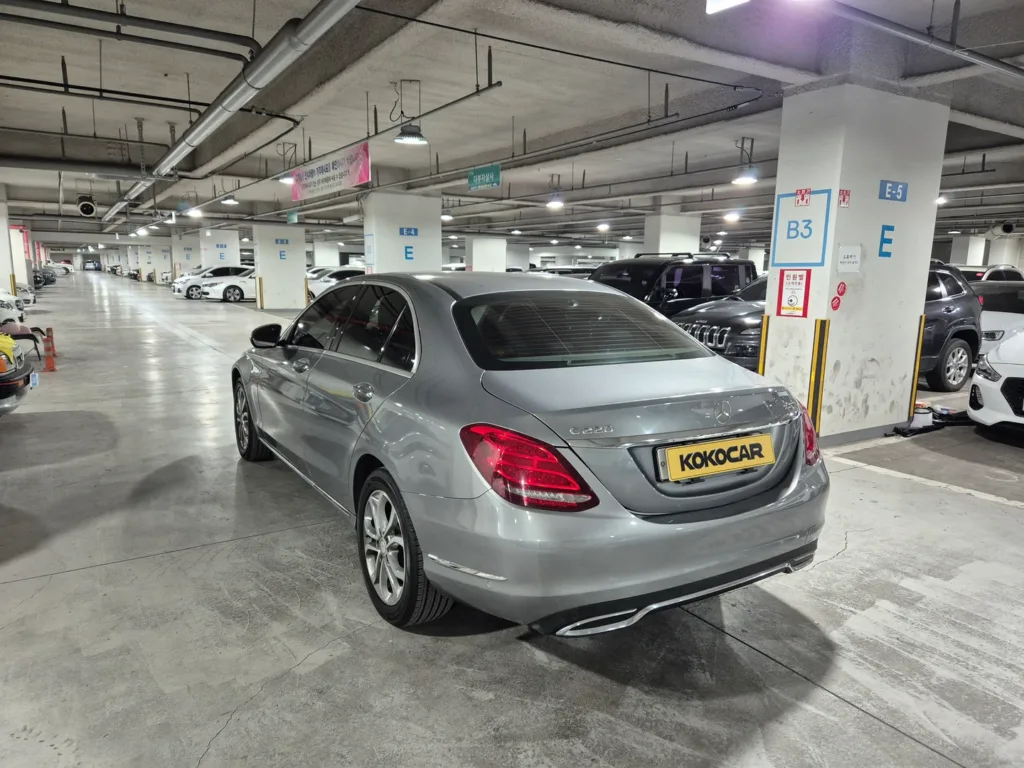 Mercedes-Benz C-Class (W205) C 220 BlueTEC Avantgarde