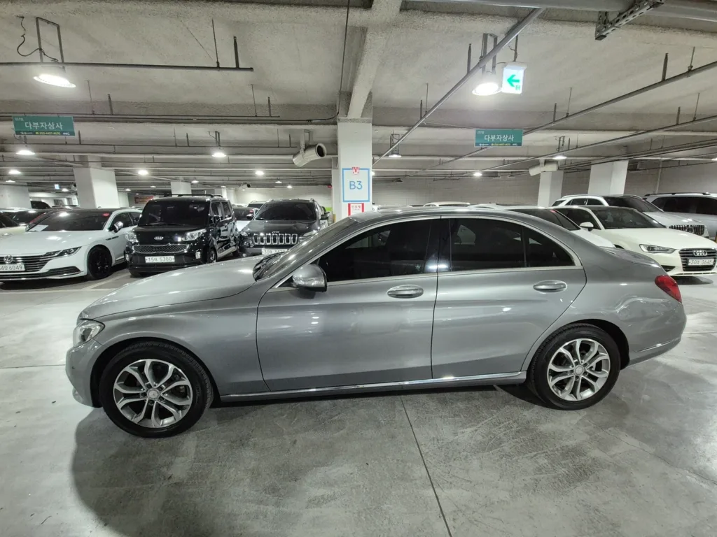 Mercedes-Benz C-Class (W205) C 220 BlueTEC Avantgarde