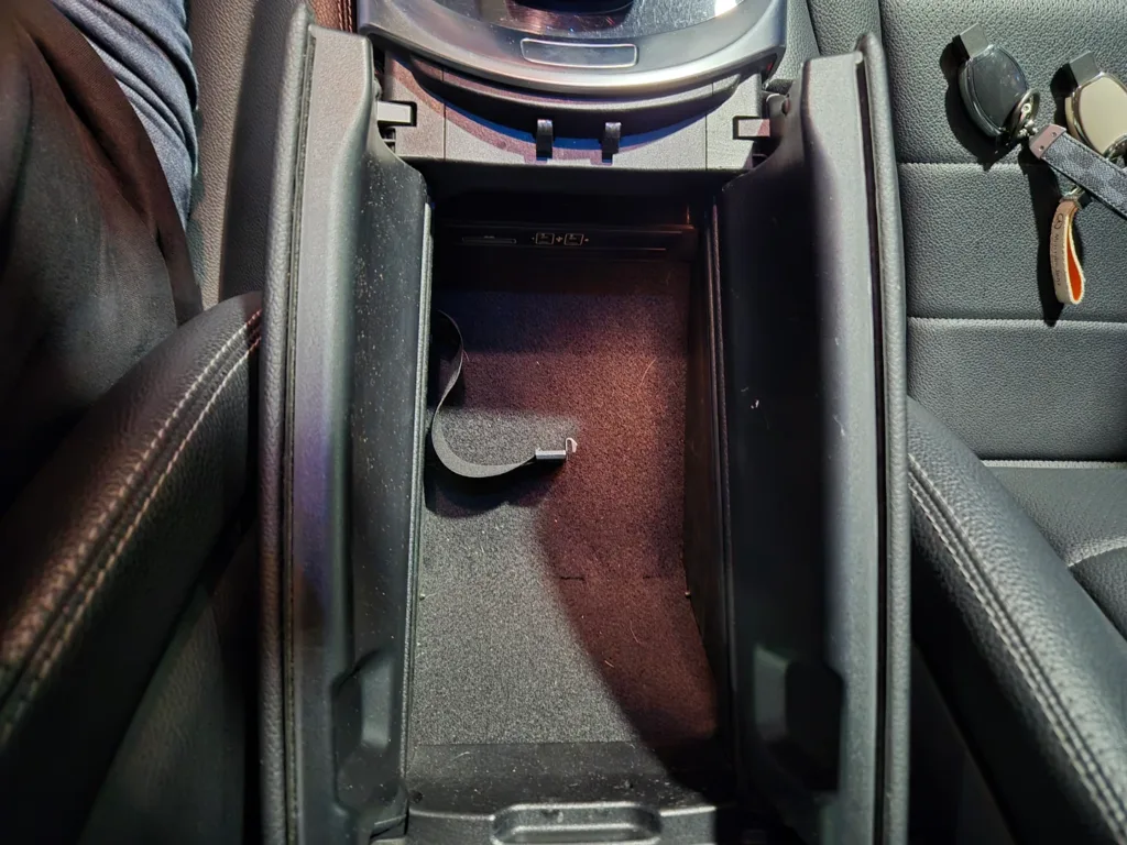 Mercedes-Benz C-Class (W205) C 220 BlueTEC Avantgarde