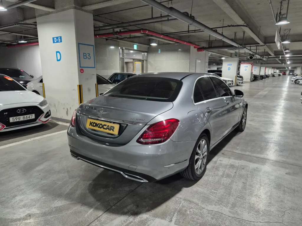 Mercedes-Benz C-Class (W205) C 220 BlueTEC Avantgarde