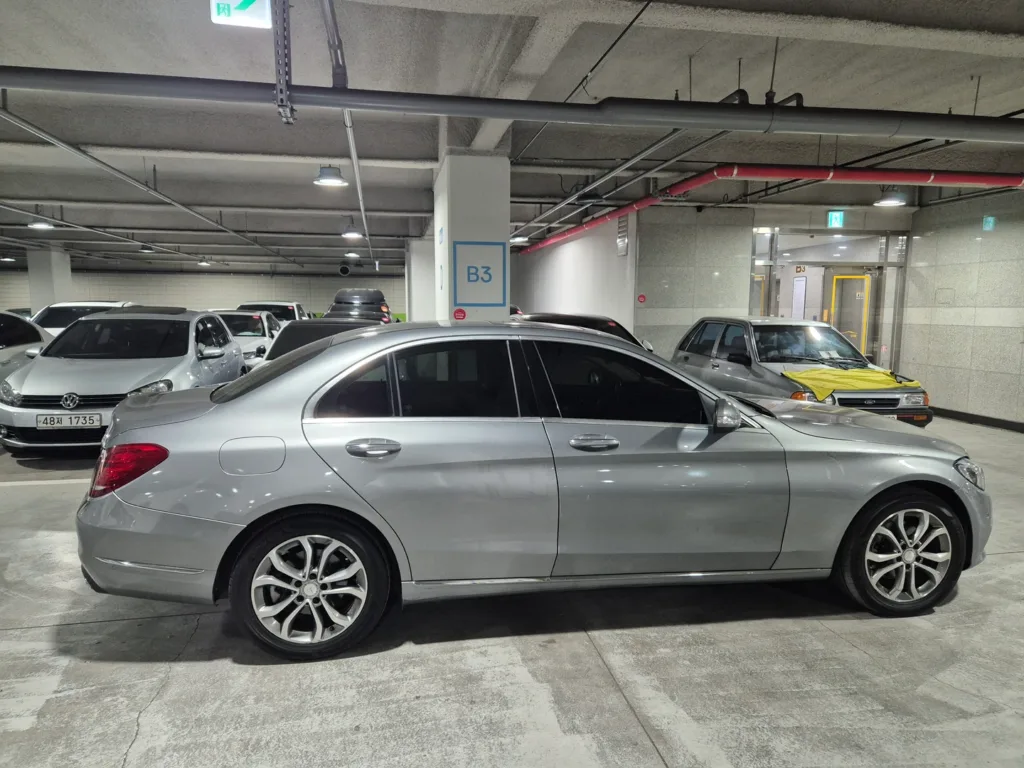 Mercedes-Benz C-Class (W205) C 220 BlueTEC Avantgarde