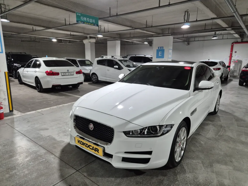 Jaguar XE 20d Prestige AWD