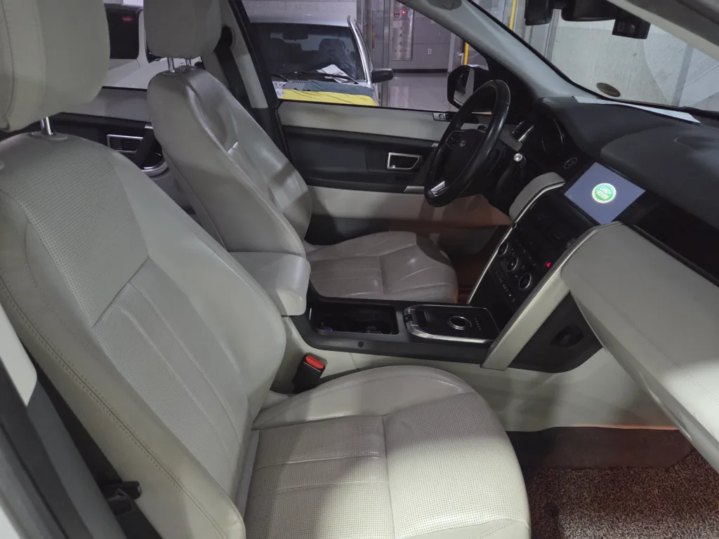 Land Rover Discovery Sport 2.0 TD4 SE (150 hp)