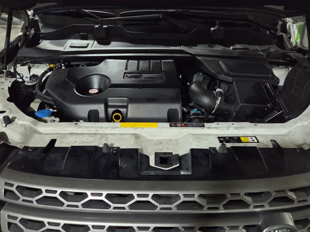 Land Rover Discovery Sport 2.0 TD4 SE (150 hp)