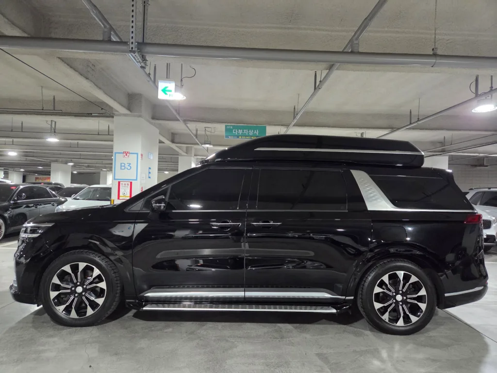 KIA Carnival 4th Generation Gasoline 7-Seater Hi-Limousine Signature