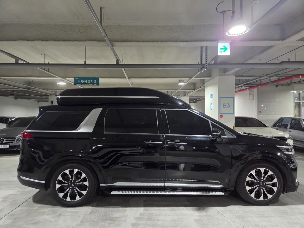 KIA Carnival 4th Generation Gasoline 7-Seater Hi-Limousine Signature