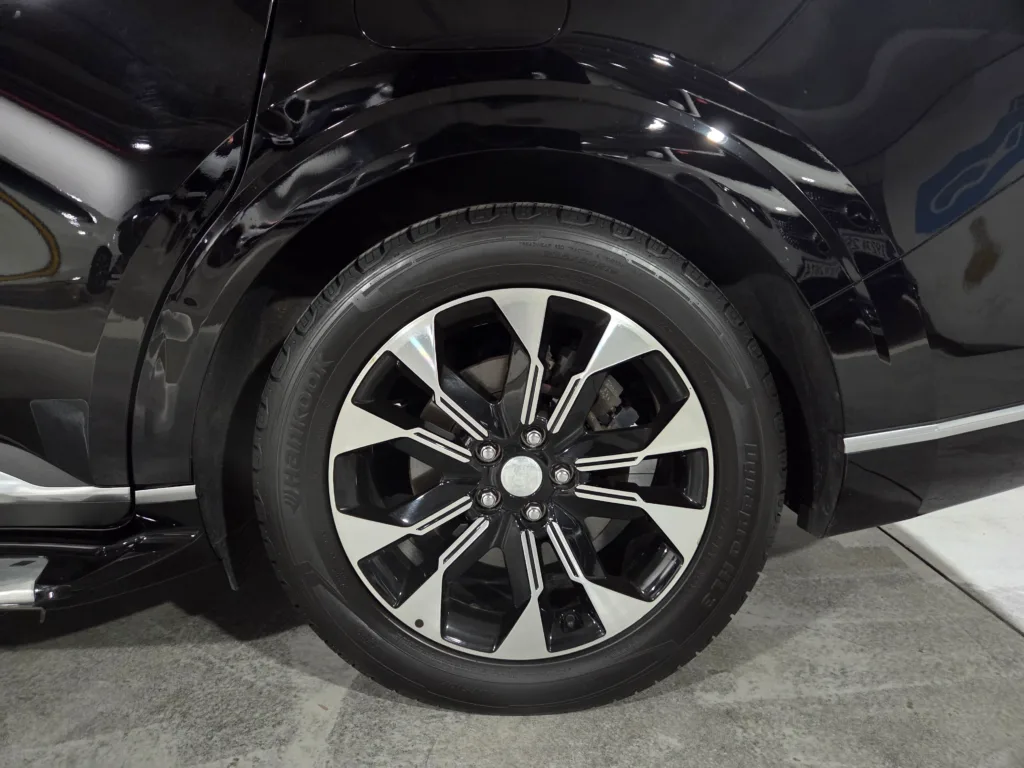 KIA Carnival 4th Generation Gasoline 7-Seater Hi-Limousine Signature