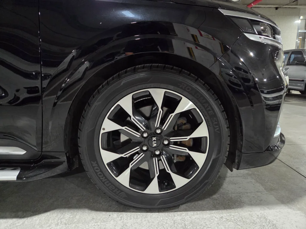 KIA Carnival 4th Generation Gasoline 7-Seater Hi-Limousine Signature