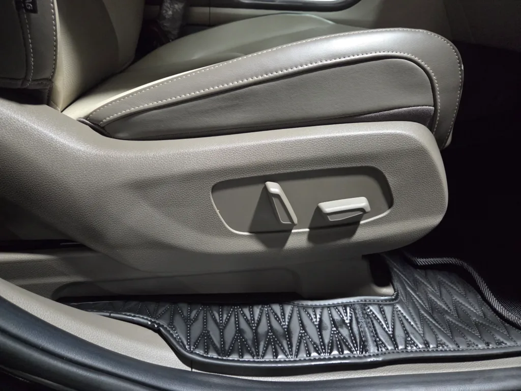 KIA Carnival 4th Generation Gasoline 7-Seater Hi-Limousine Signature