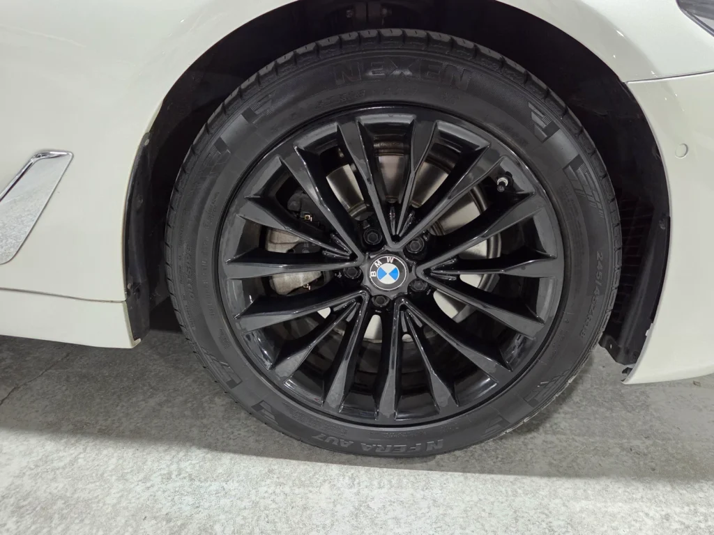 BMW 5 Series (G30) 520d Luxury Special Edition