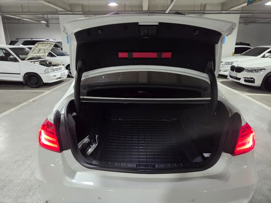 BMW 3 Series (F30) 320d ED Edition