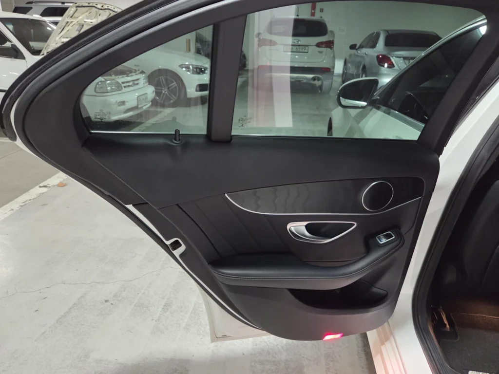 Benz C-Class W205 C250 d 4MATIC