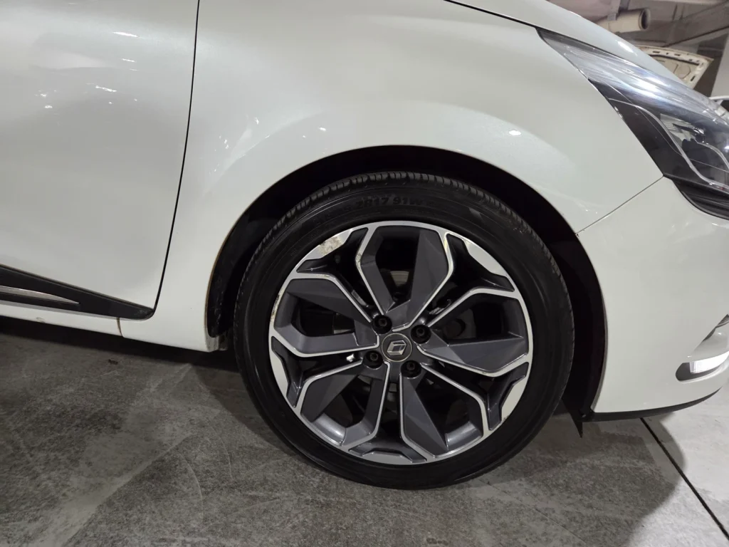 Renault-KoreaSamsung Clio Zen