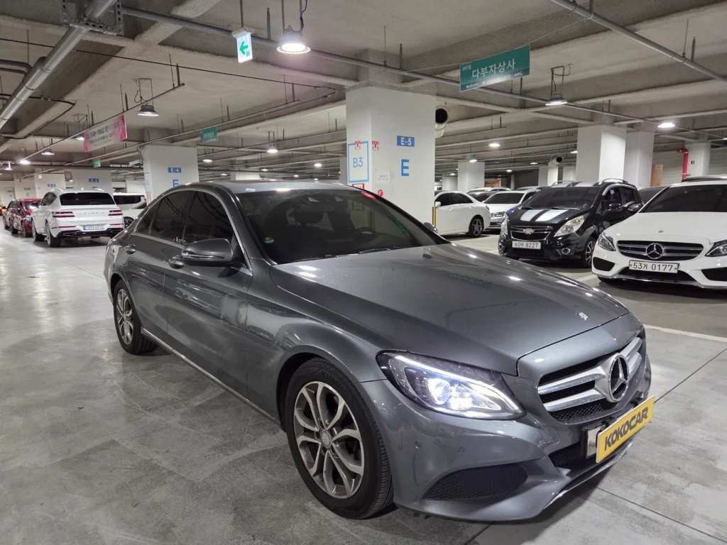 Benz C-Class W205 C220d Avantgarde