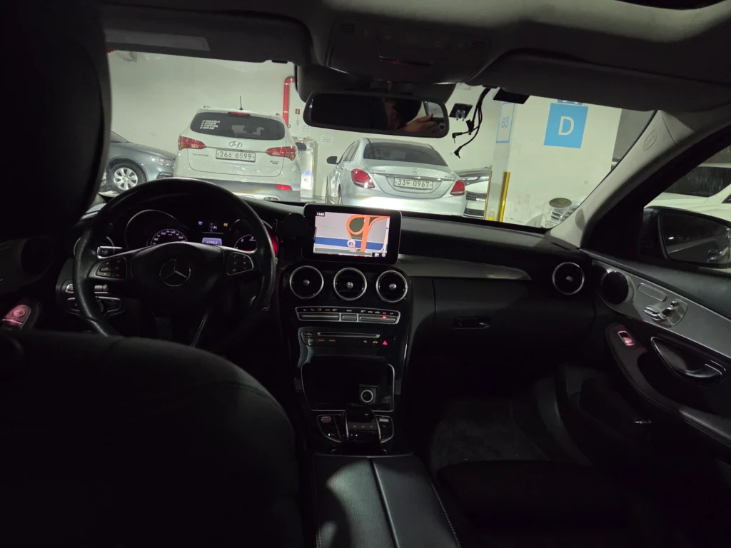 Benz C-Class W205 C220d Avantgarde