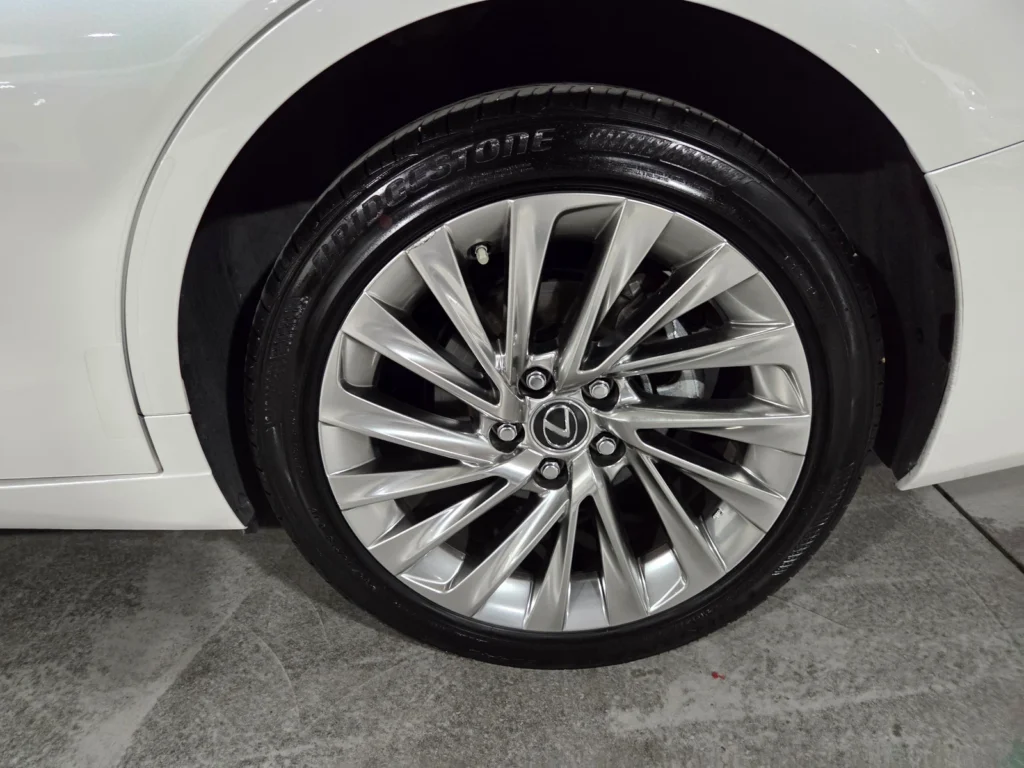 Lexus ES300h 7th generation Luxury Plus