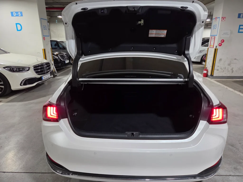 Lexus ES300h 7th generation Luxury Plus