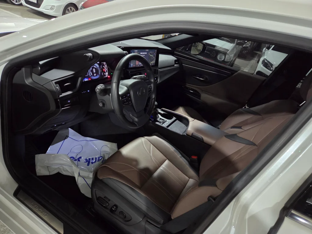 Lexus ES300h 7th generation Luxury Plus