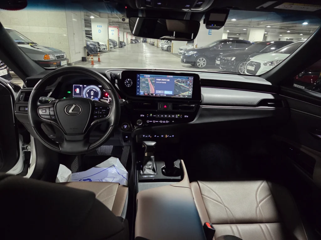 Lexus ES300h 7th generation Luxury Plus