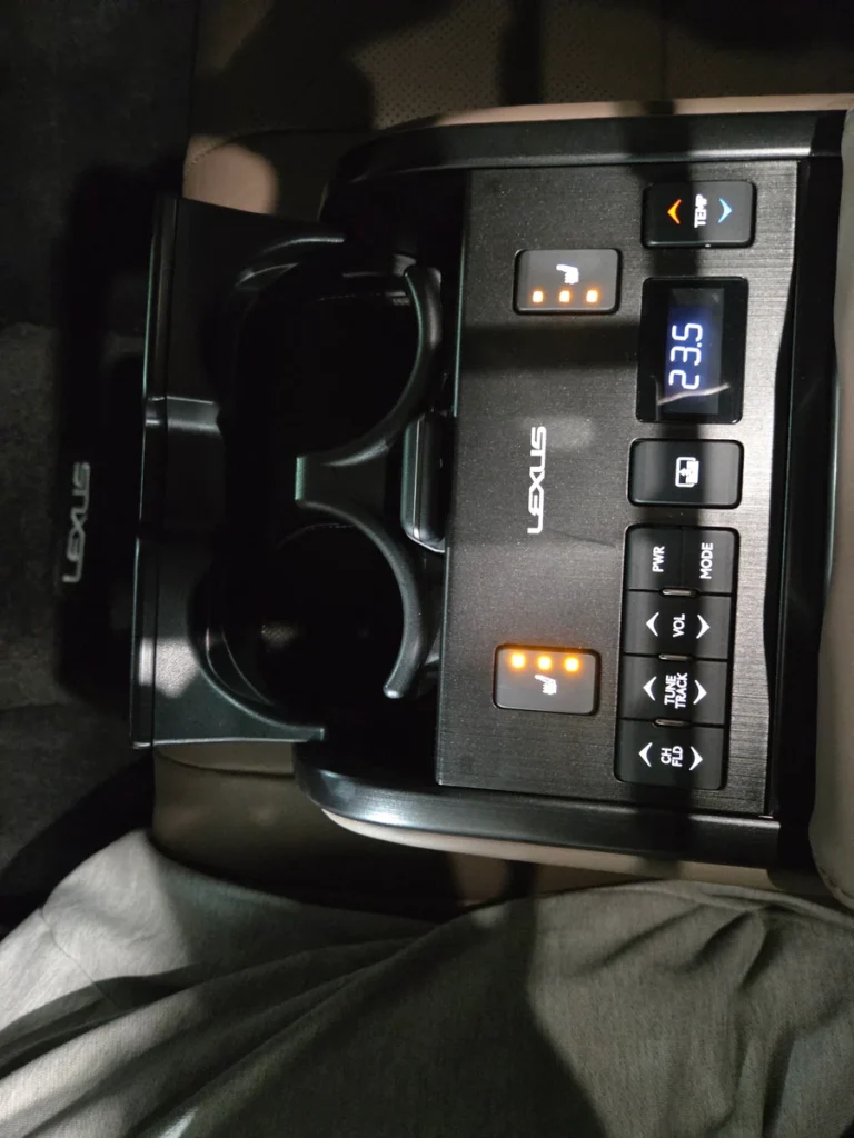 Lexus ES300h 7th generation Luxury Plus