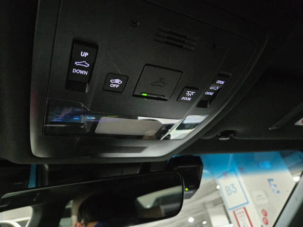 Lexus ES300h 7th generation Luxury Plus