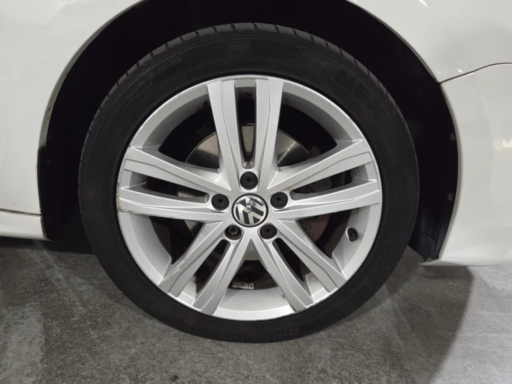 Volkswagen New Jetta 2.0 TDI BlueMotion Premium