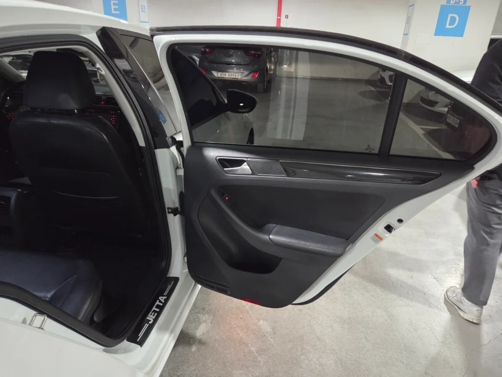 Volkswagen New Jetta 2.0 TDI BlueMotion Premium