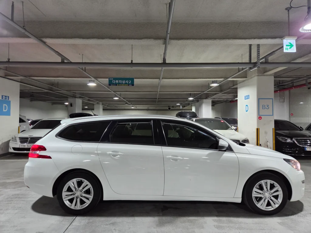 Peugeot 308 SW (2th Gen) 2.0 BlueHDi Active