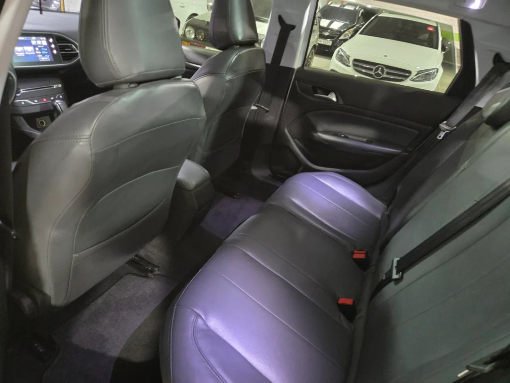 Peugeot 308 SW (2th Gen) 2.0 BlueHDi Active