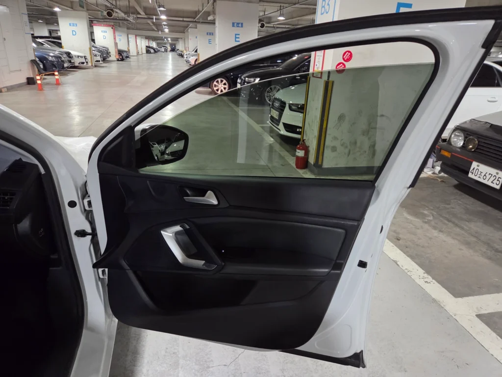 Peugeot 308 SW (2th Gen) 2.0 BlueHDi Active