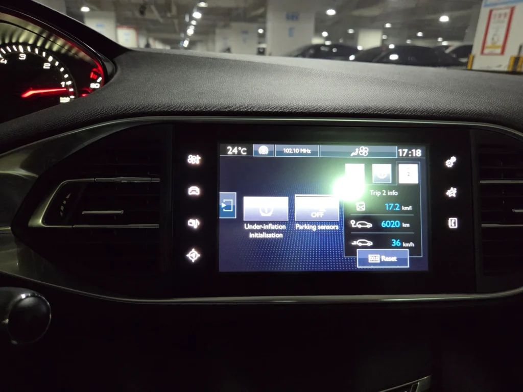 Peugeot 308 SW (2th Gen) 2.0 BlueHDi Active