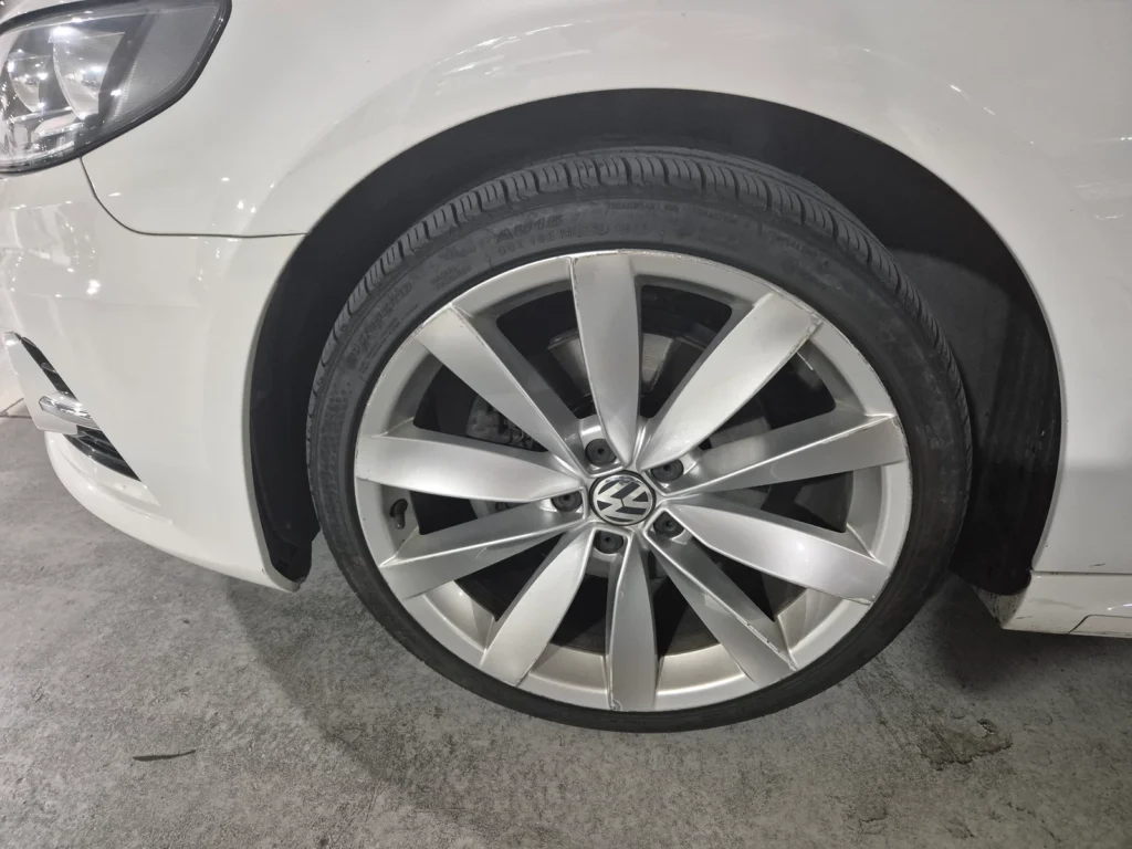 Volkswagen New CC 2.0 TDI BlueMotion R-Line