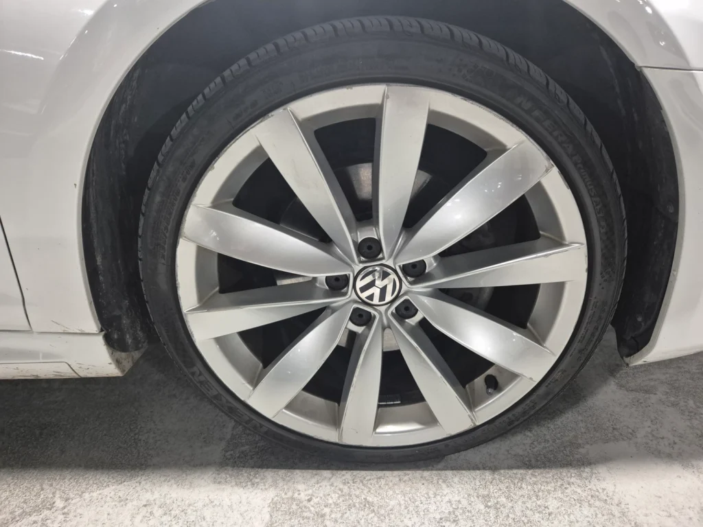 Volkswagen New CC 2.0 TDI BlueMotion R-Line