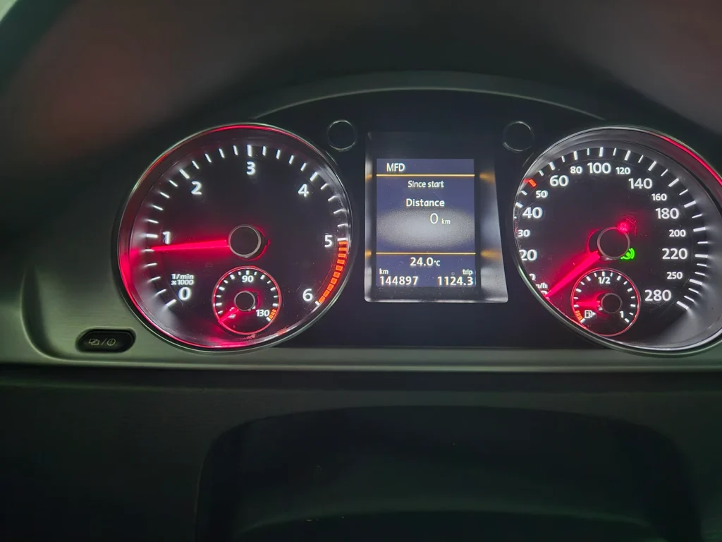 Volkswagen New CC 2.0 TDI BlueMotion R-Line