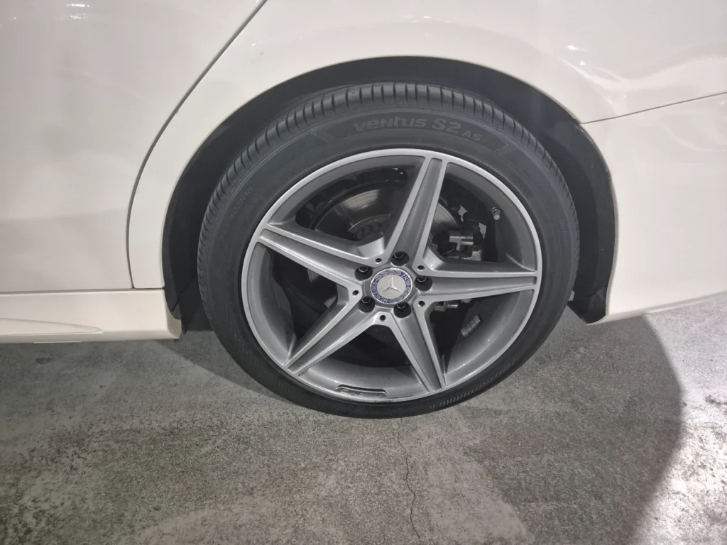 Benz C-Class W205 C220d Avantgarde