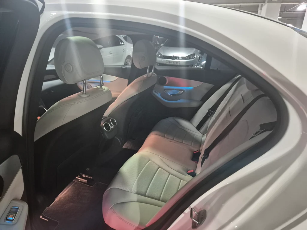 Benz C-Class W205 C220d Avantgarde