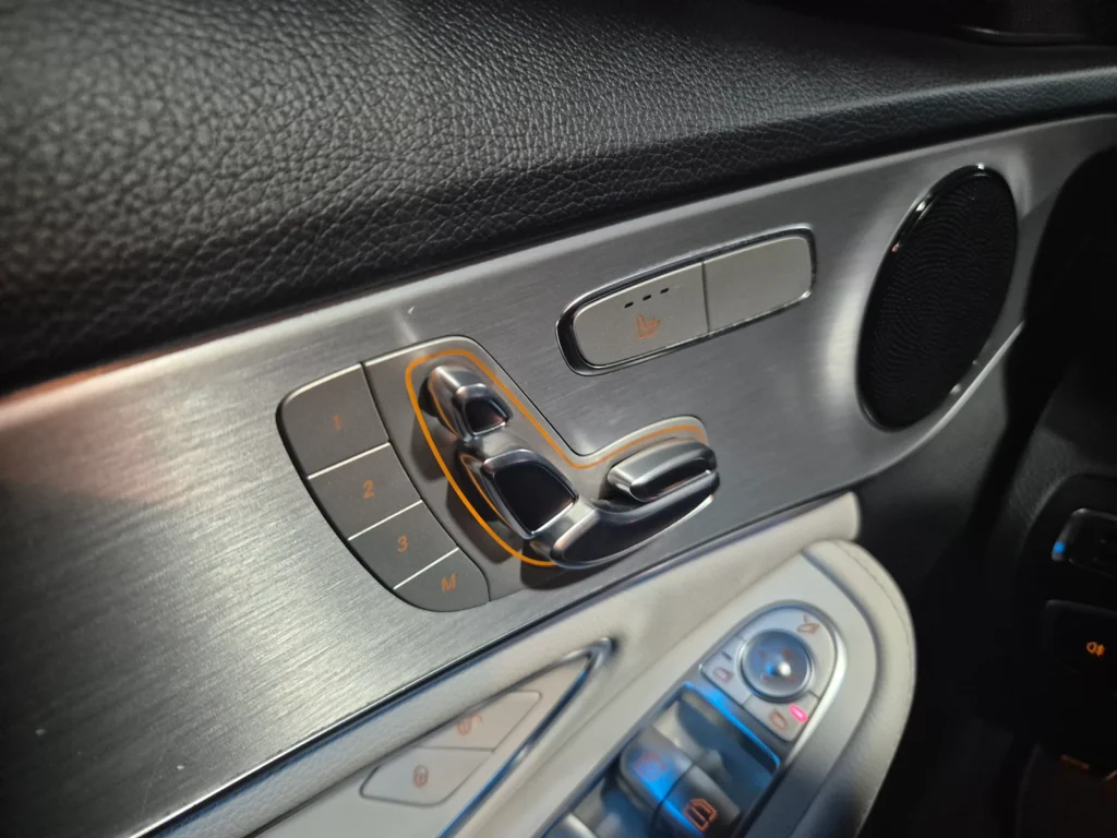 Benz C-Class W205 C220d Avantgarde