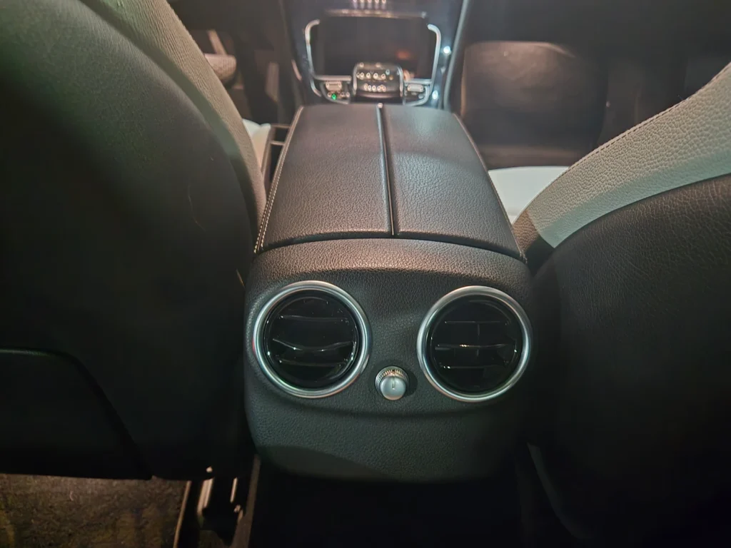 Benz C-Class W205 C220d Avantgarde