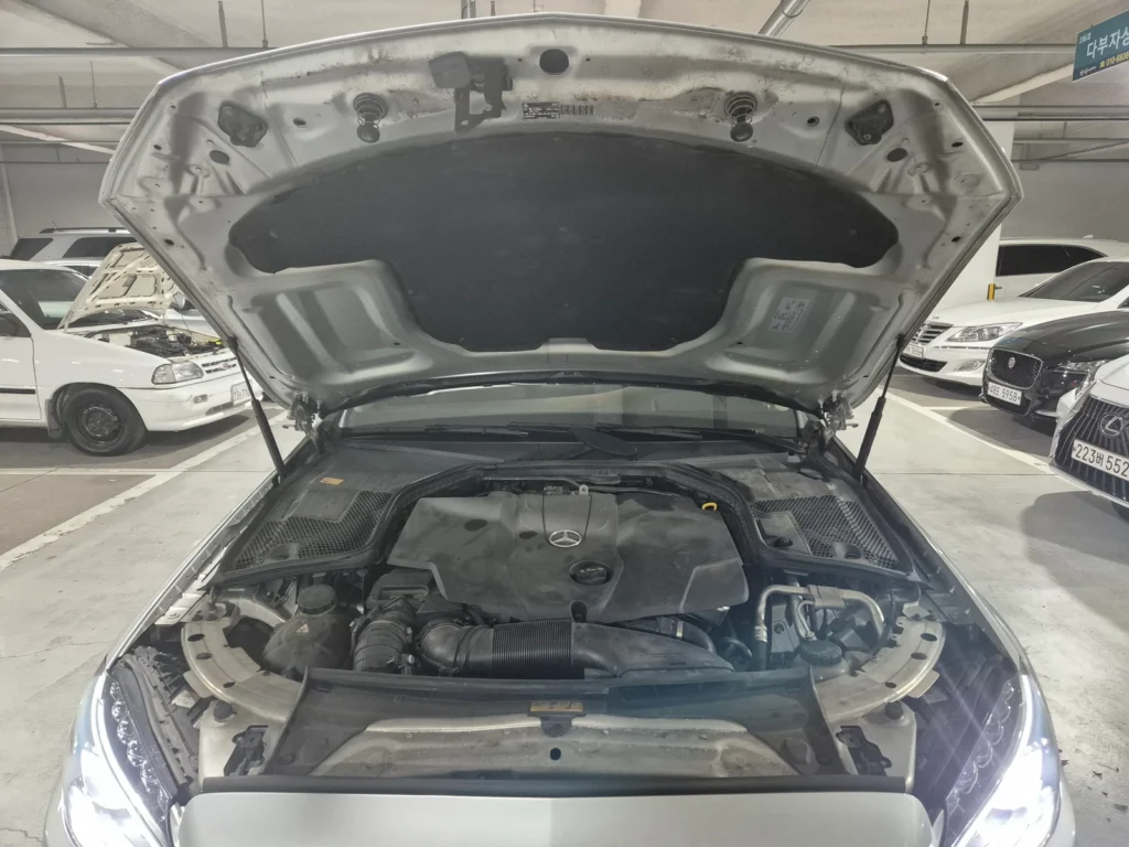 Benz C-Class W205 C220 d 4MATIC