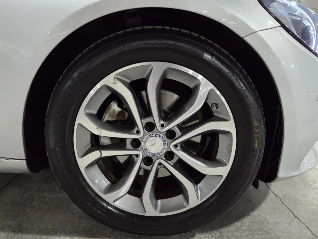 Benz C-Class W205 C220 d Avantgarde