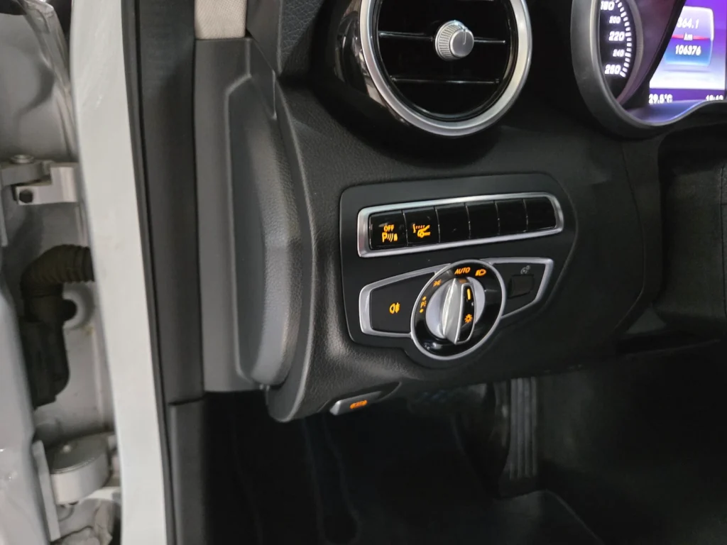 Benz C-Class W205 C220 d Avantgarde