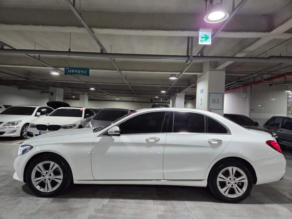 Benz C-Class W205 C220 d 4MATIC