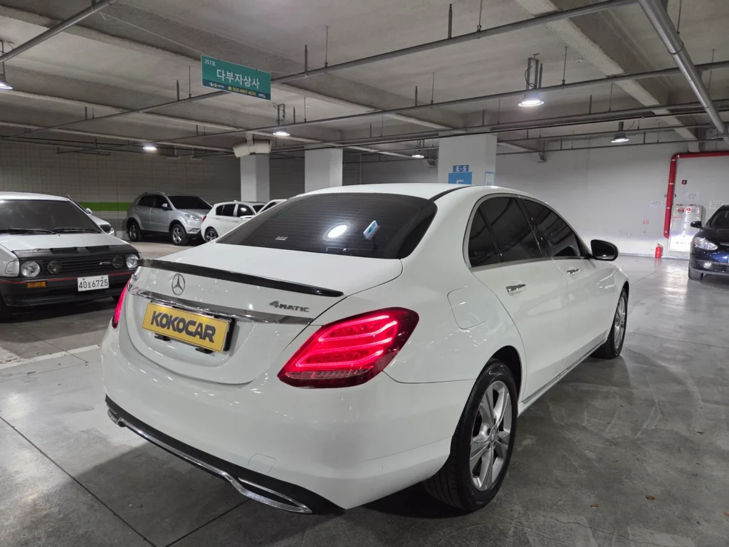 Benz C-Class W205 C220 d 4MATIC