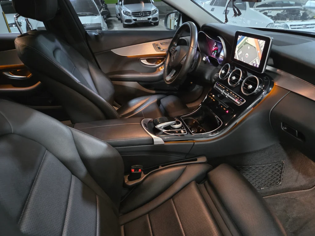 Benz C-Class W205 C220 d 4MATIC