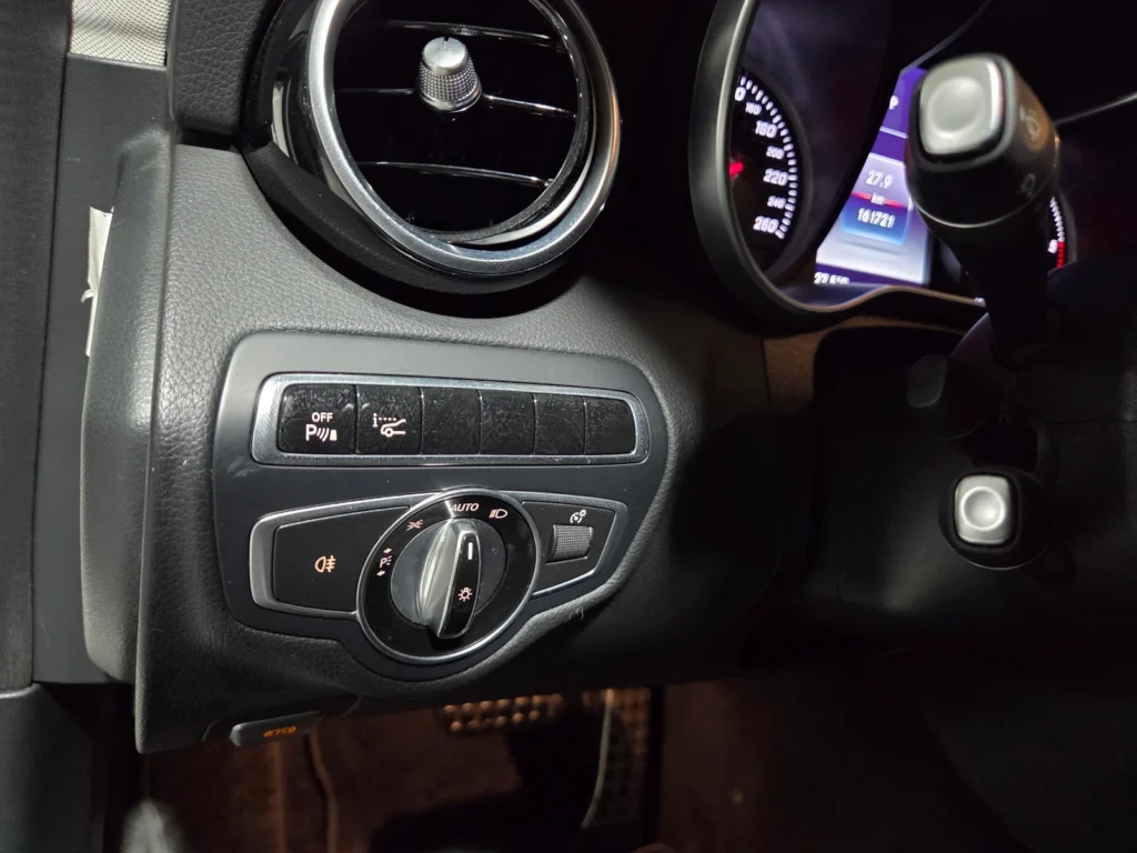 Benz C-Class W205 C220 d 4MATIC