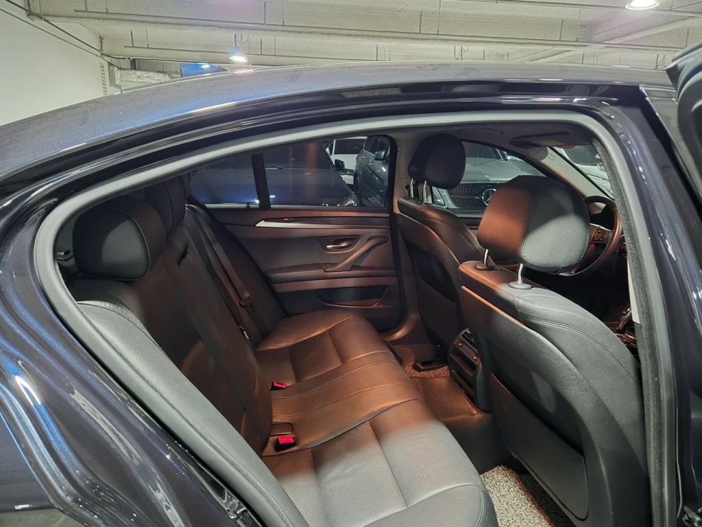 BMW 5 Series (F10) 520d M Aerodynamic